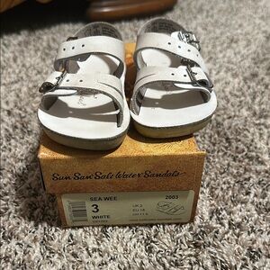 *SOLD* White Kids Sandals